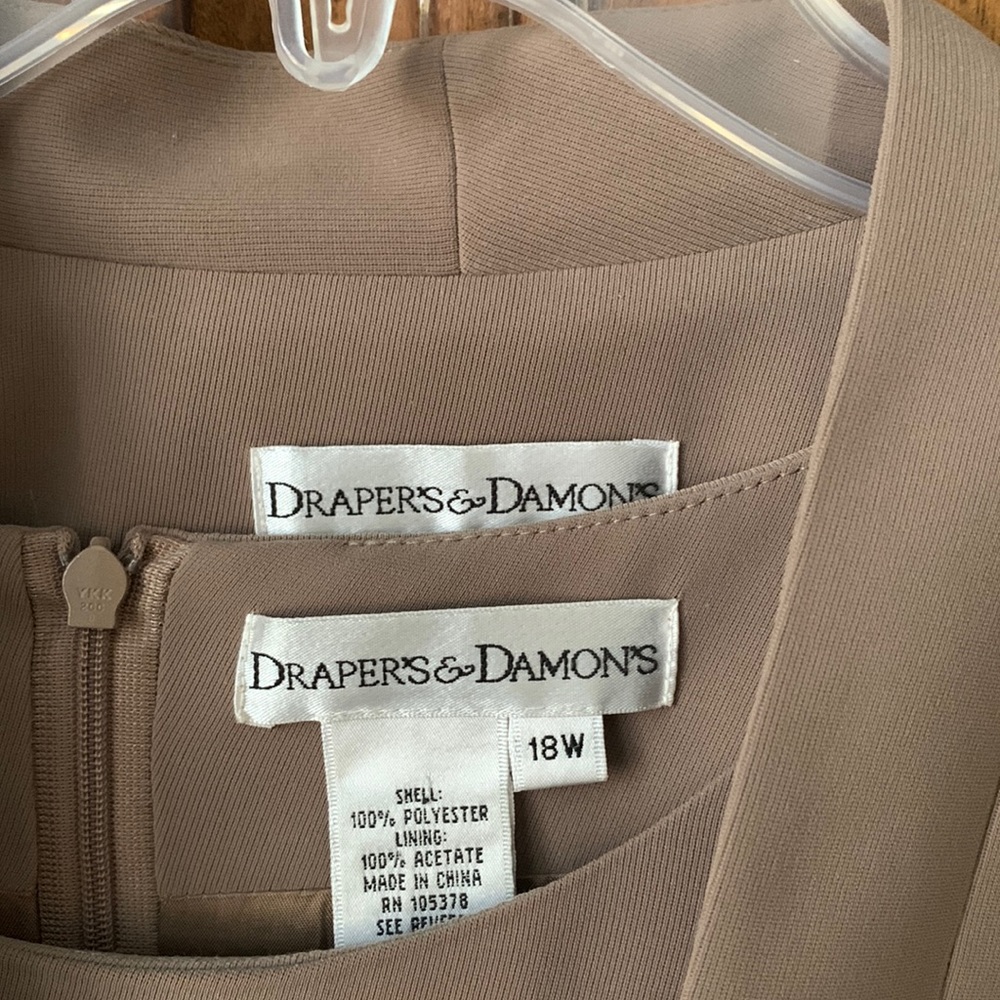 2-pc short sleeved taupe dress, size 18W